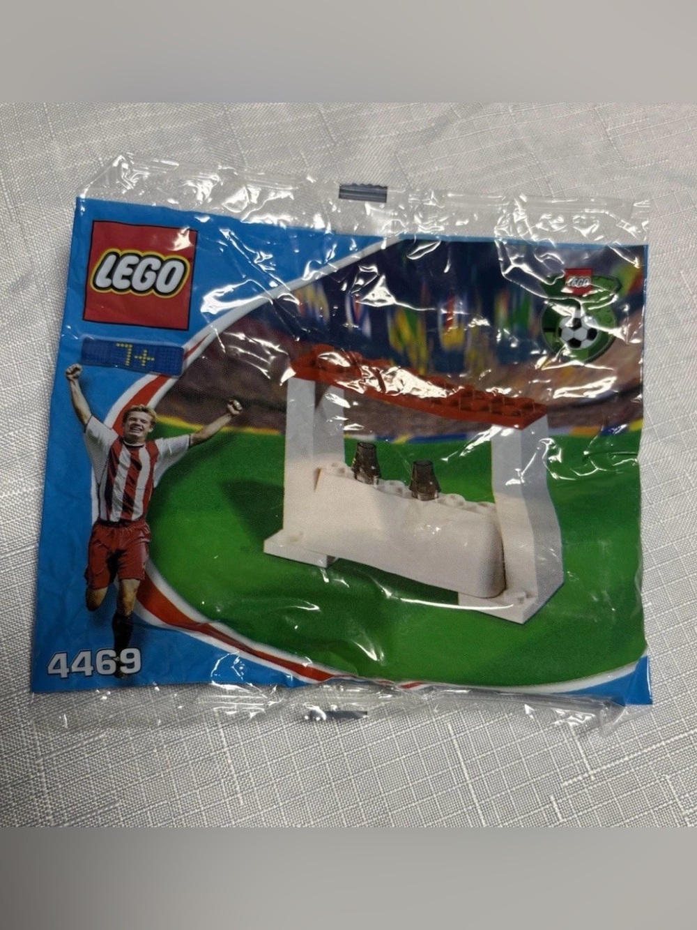 LEGO Set 4469 Drink Stand Sticker Coca Cola Japan World Cup Soccer Futball